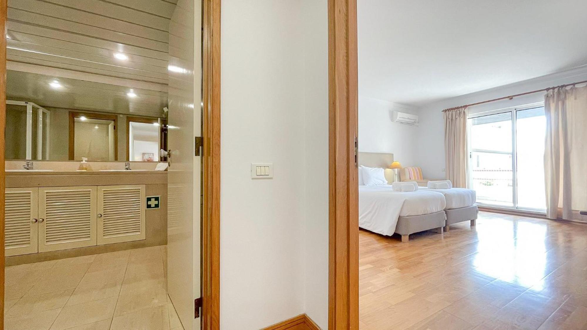 S19 Lindo e espaçoso apartamento de um quarto Quarteira Extérieur photo
